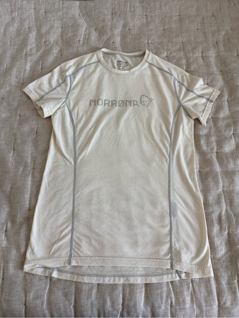 Norrona Falketind Equaliser Merino Wool Blend Tee Size Medium